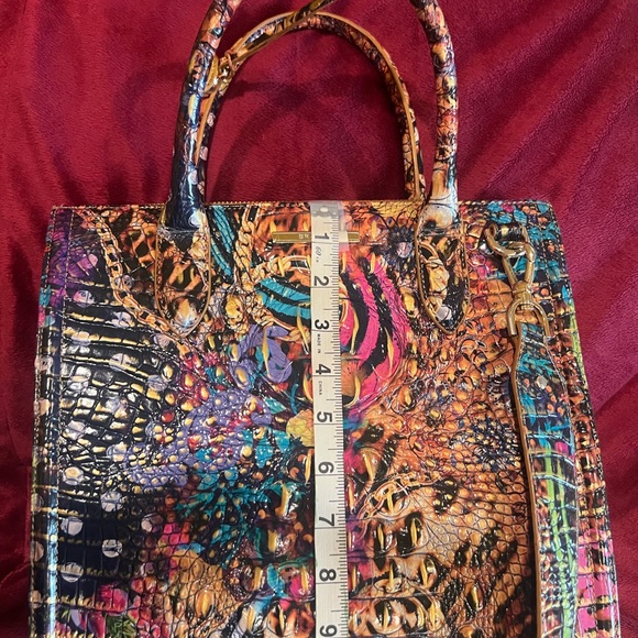 Caroline Immersive Melbourne Genuine Leather - Picture 9 of 14